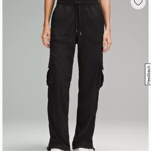 Lululemon Dance Studio Cargo Pants Black Size 2 NWT